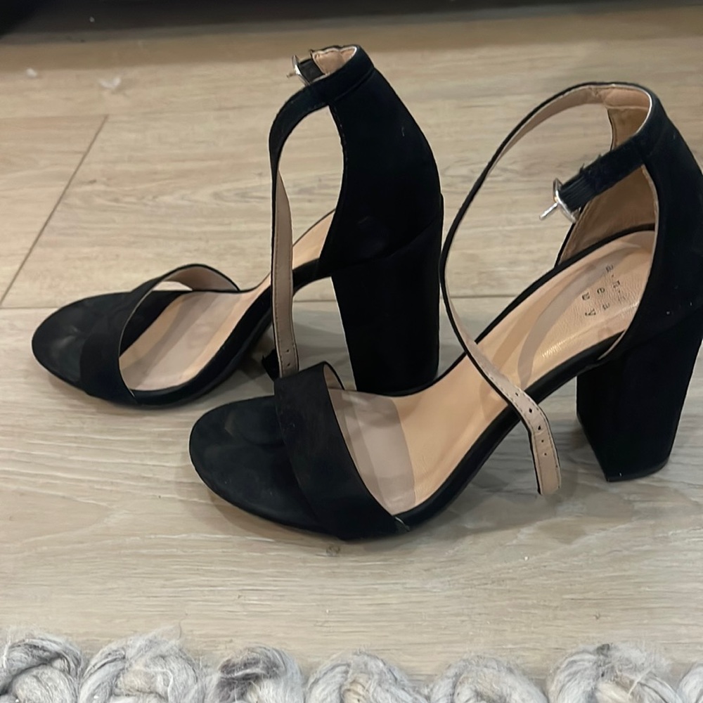 Black heels. Size 7. Gently worn.